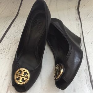 Tory Burch Aurelia Blk Leather Wedge Pumps Sz 7.5M
