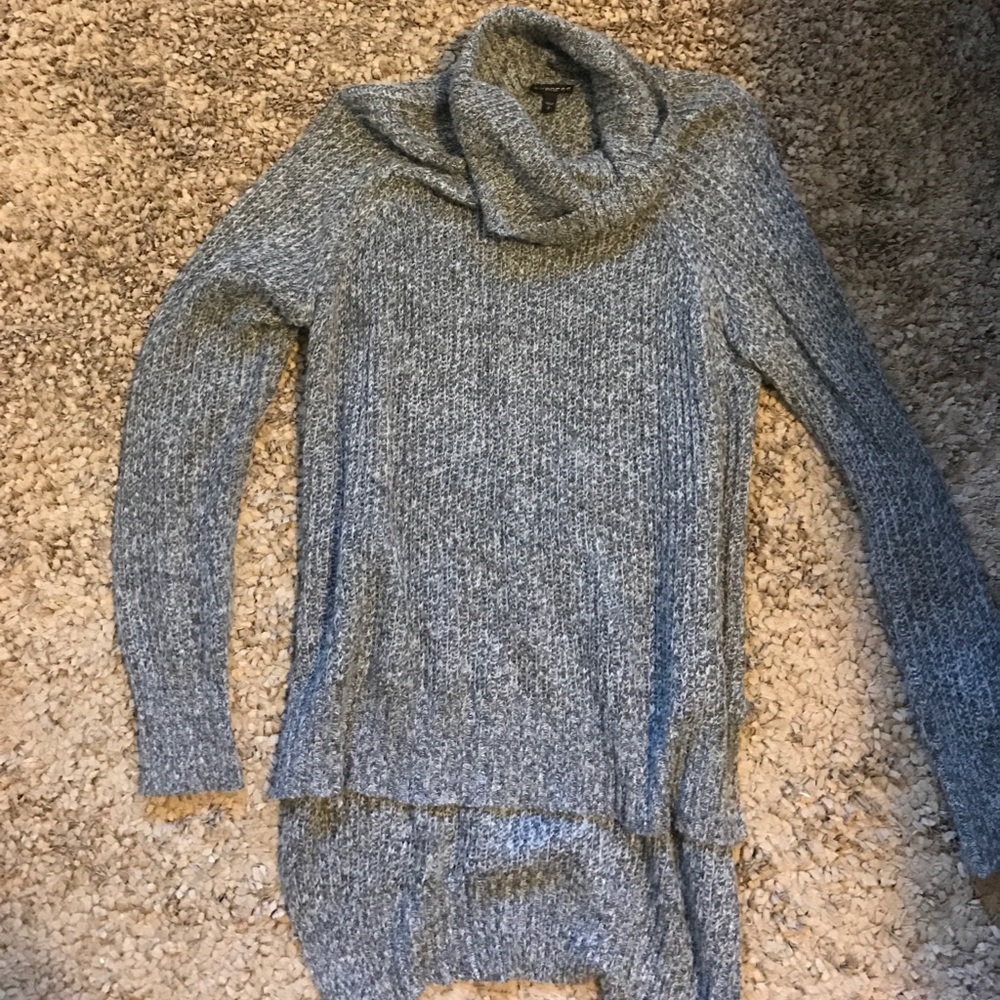 Express Turtleneck sweater tunic