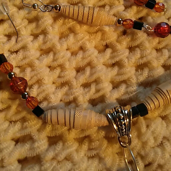 CRANE on Natural Stone Necklace set - Picture 3 of 4