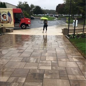 Meet your Posher, Daniella