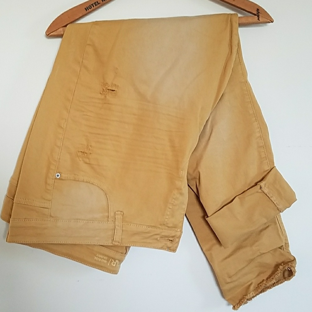 Distressed Jean