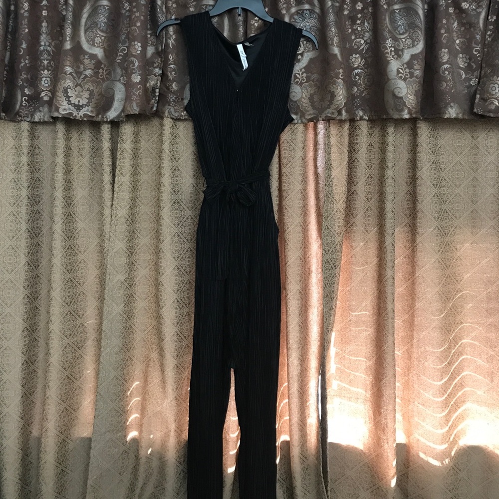 NEVER WORN. sexy cute black jumpsuit