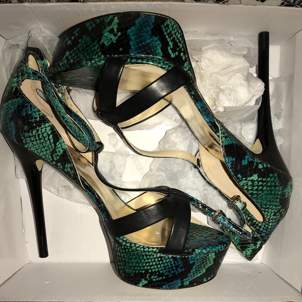 ShoeDazzle Jocasta Blue Combo Snake Heels 9.5