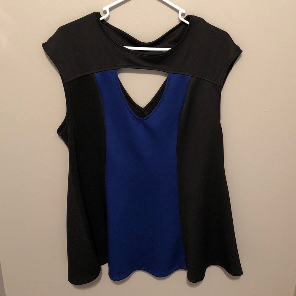 Torrid keyhole top