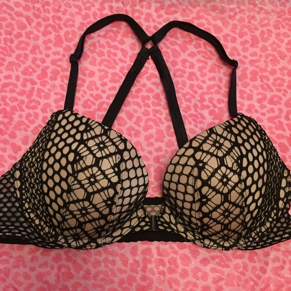 Victoria's Secret Very Sexy Push Bra 32B