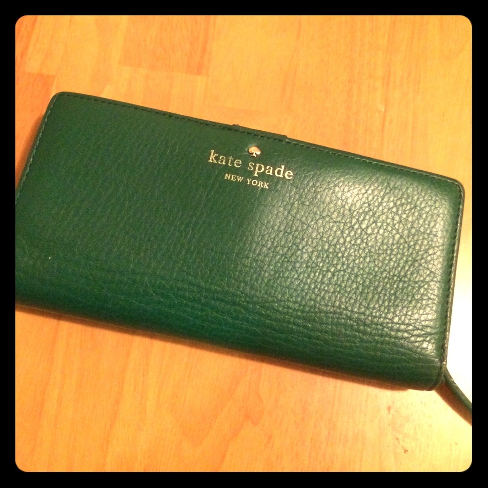 Kate Spade Cobble Hill wallet, forest green