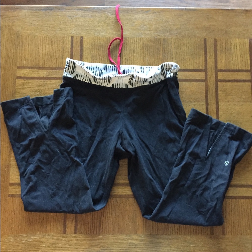 Lululemon capris. Used condition with pilling