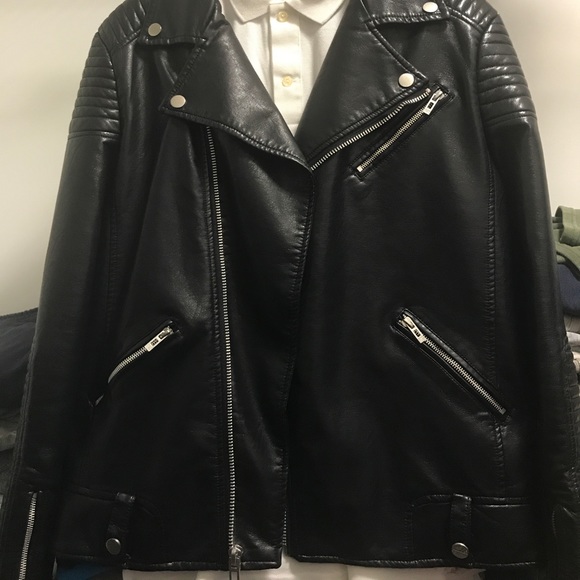Leather jacket - Picture 3 of 3