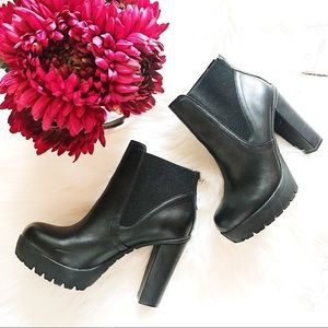 🆕🔥STEVE MADDEN “Amandaa” Bootie • NWOT