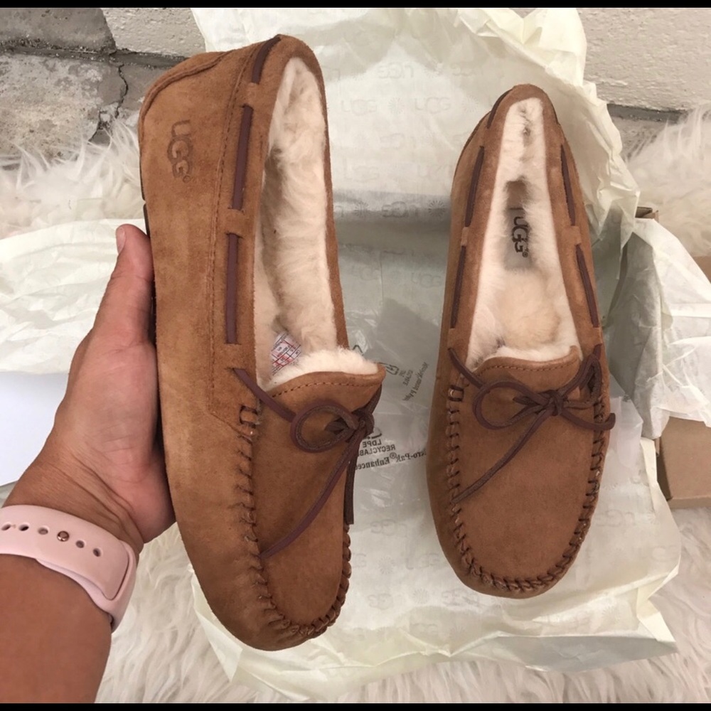 Size 9 Ugg Moccasins