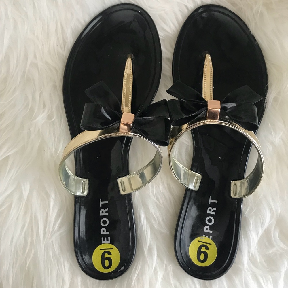 Bow flip flops