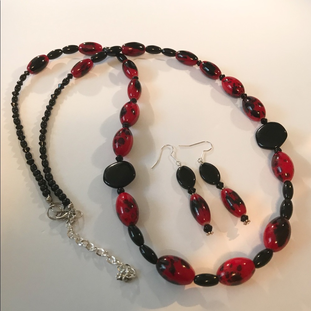 Handmade Necklace and Earrings Set Glass Beads New