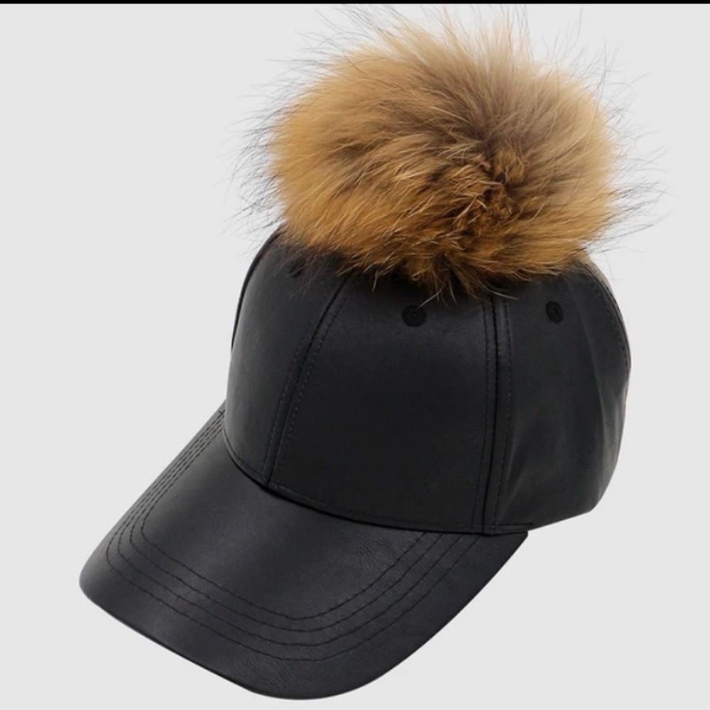 Leather baseball cap with fur Pom