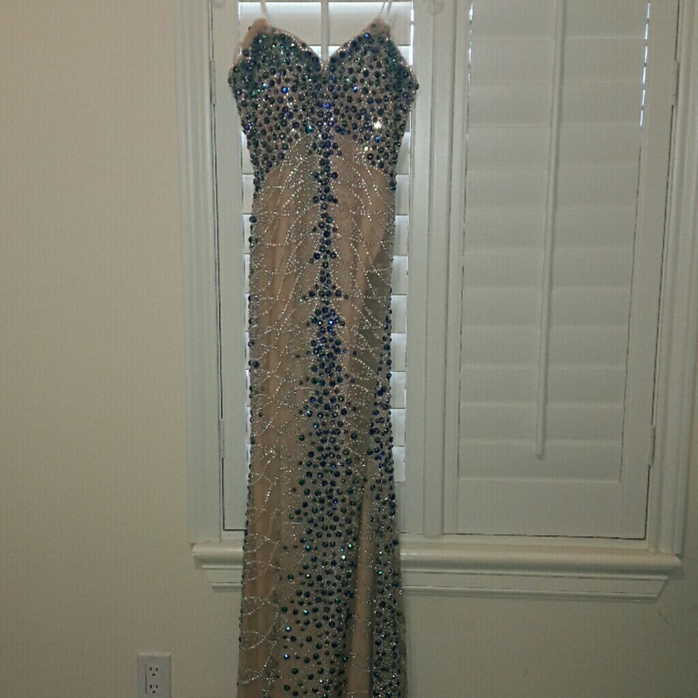 Vienna formal dress