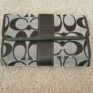 Coach wallet