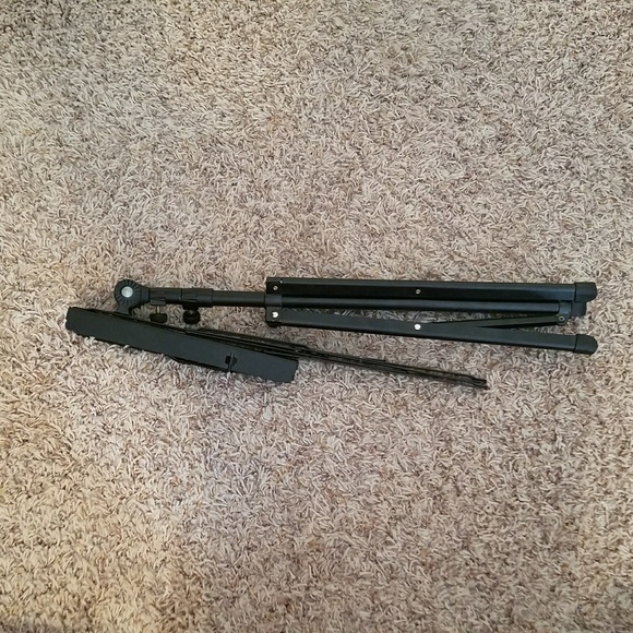 2009 "Accent" clarinet w/music stand - Picture 5 of 6