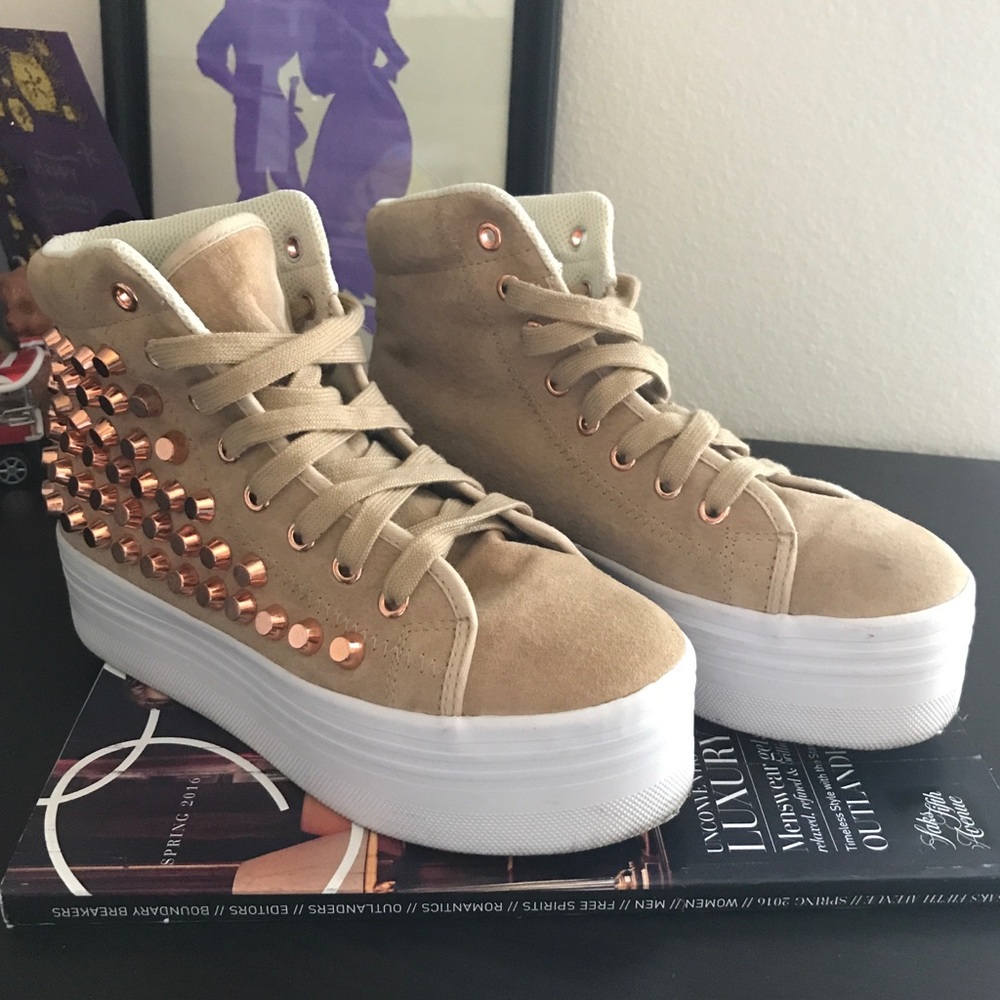 JC Play Studded Homg Platform Sneakers