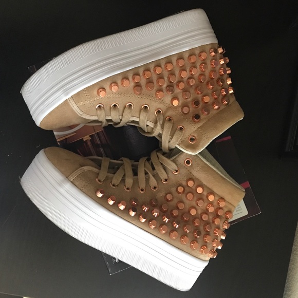 JC Play Studded Homg Platform Sneakers - Picture 4 of 7