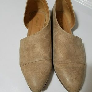 QUPID TUXEDO OPEN SHANK FLATS SIZE 10