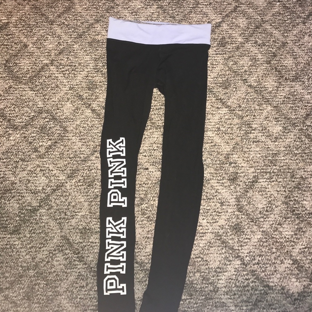 REVERSIBLE VS pink athletic leggings