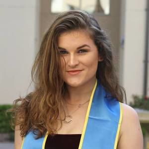 Meet your Posher, Abigail