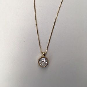 Gold Pendant Necklace