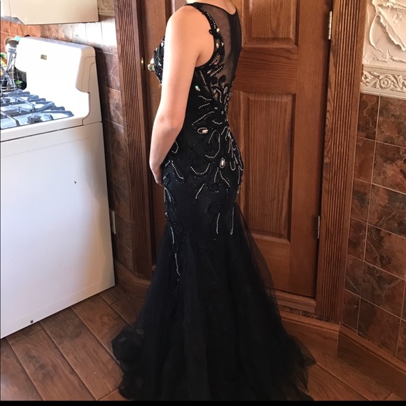 Dress - Picture 2 of 3