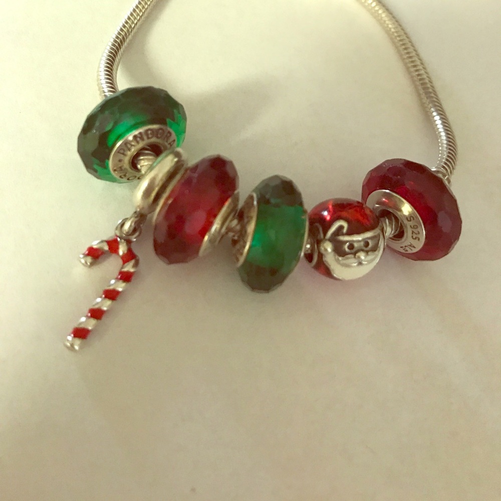 Reserved for style_me_pretty bundle ♥️🎄