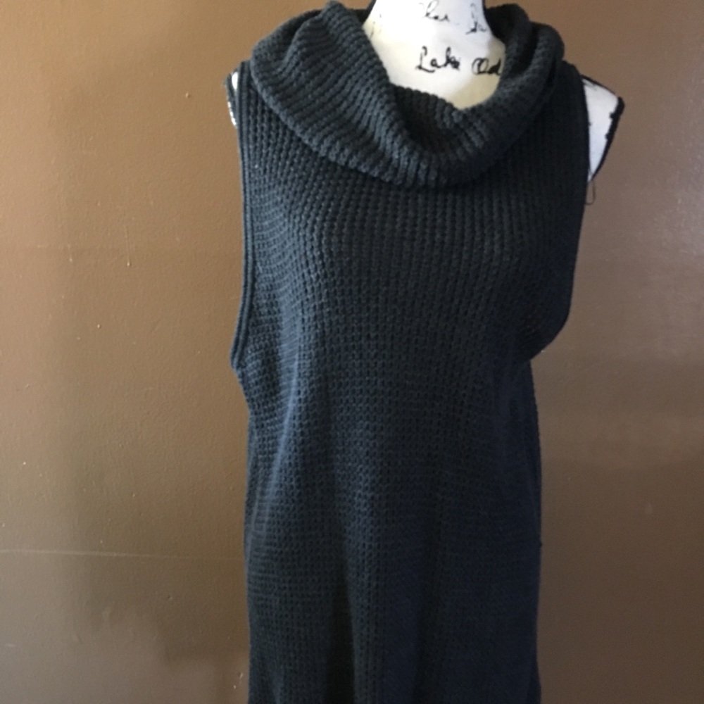 XL COWL NECK NWT SWEATER DRESS