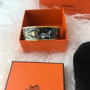 Hermes enamel bracelet in gold