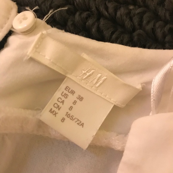 Short Rompers ! - Picture 2 of 3