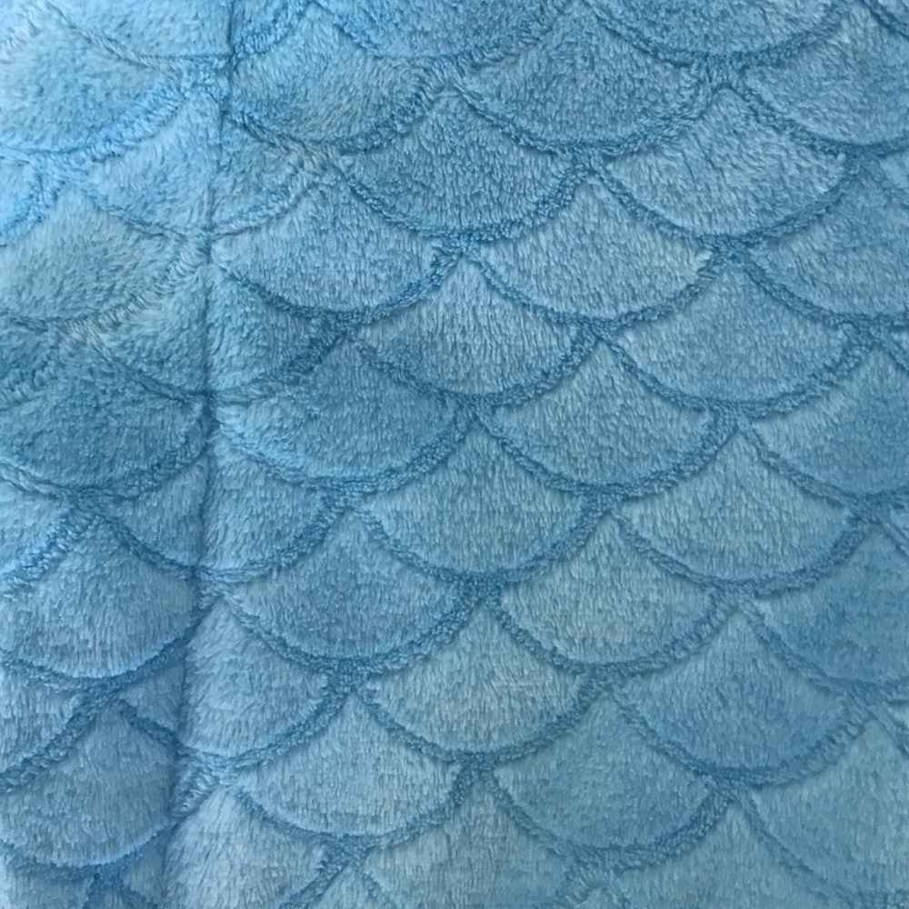 Fuzzy Blue Bath Robe - Picture 2 of 2