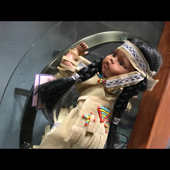 Porcelain Doll - Picture 2 of 6