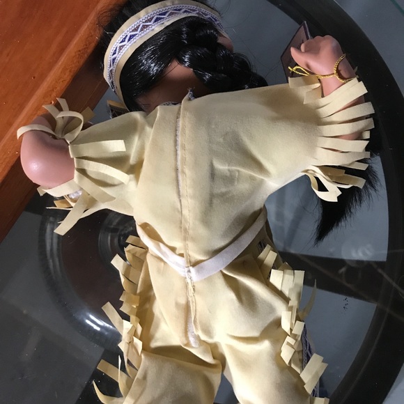 Porcelain Doll - Picture 4 of 6