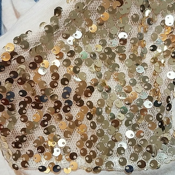 🔖Heart Hips long sleeve top with gold sequins - Picture 4 of 5