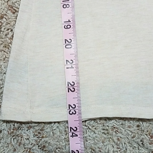 🔖Heart Hips long sleeve top with gold sequins - Picture 5 of 5