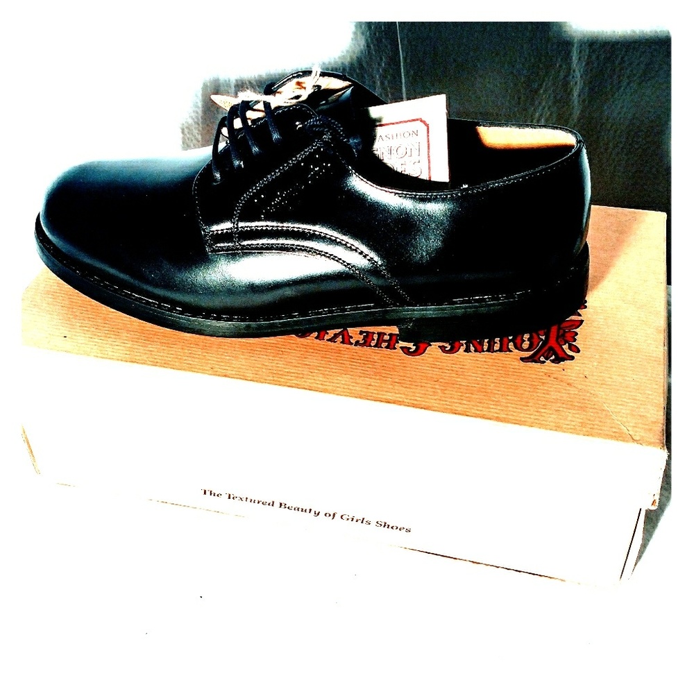 Chevignon vintage shoes