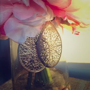 Gold filigree earrings