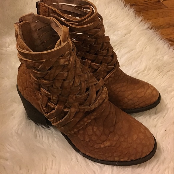 LAST ONE! Free People Carrera Leather Boot - Picture 5 of 5