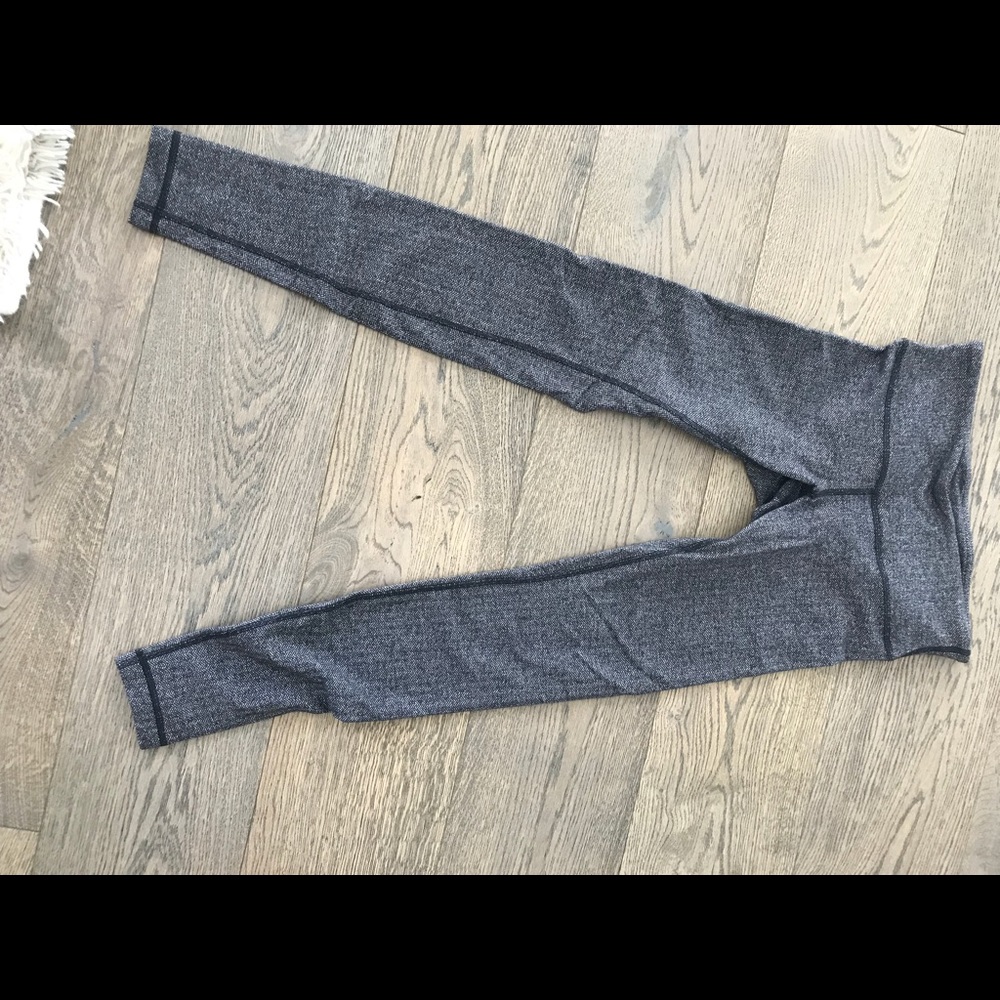 Lululemon charcoal grey pants