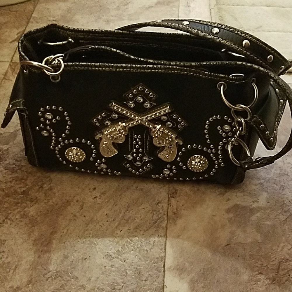 Stunning gun purse