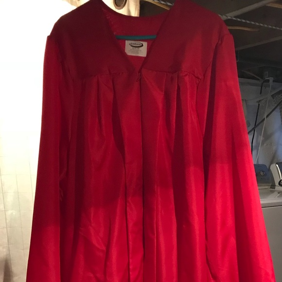 Graduation gown - Picture 1 of 2
