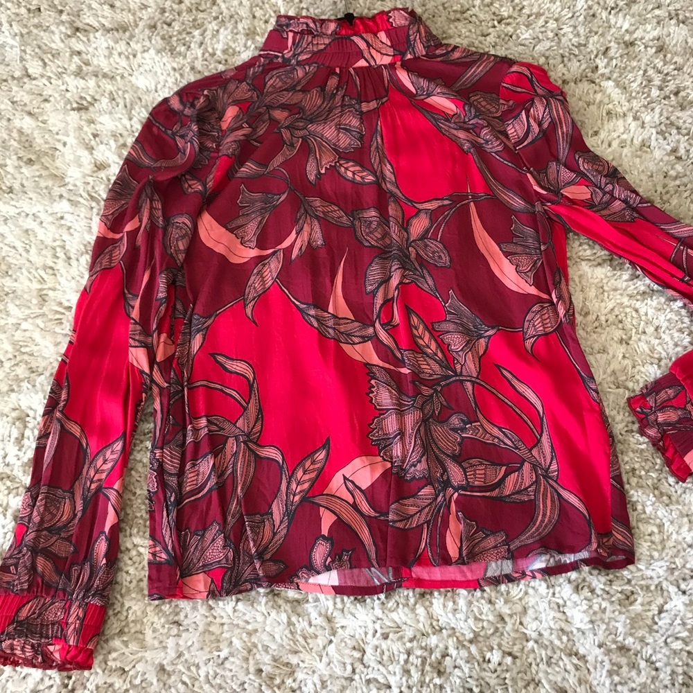MINKPINK Highneck Blouse
