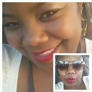 Meet your Posher, Desirae