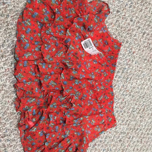 Floral red skirt - Picture 1 of 1