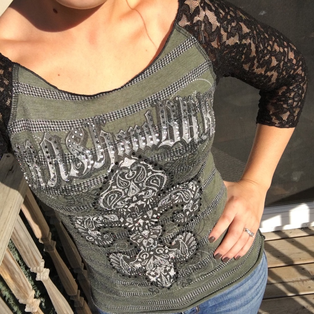 3/4 length lace sleeve top