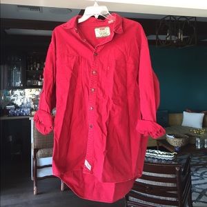 Levis over sized button up