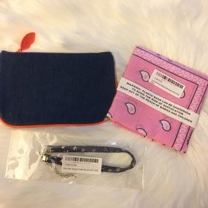 ✨NWT✨ Ipsy pouch & Nasty gal Choker bundle 