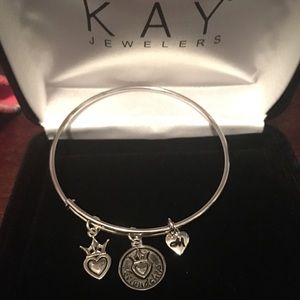 BNWB Kay’s Charmed Memories Friendship Bangle