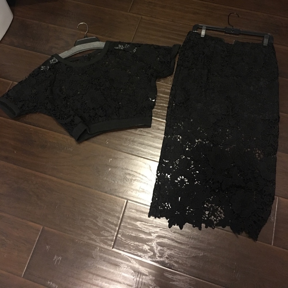 Black skirt/top set floral lace
